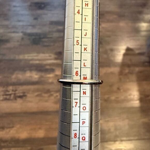 Genuine Cushion Cut Amethyst 2 ct Solitaire Sterling Silver Ring New - Picture 4 of 5